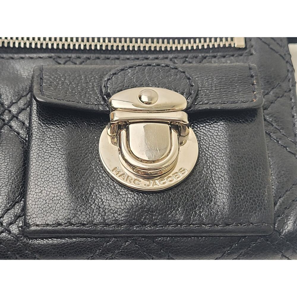 Marc Jacobs Quilted Black Leather Push Lock Zip Clutch Wallet - Picture 5 of 10